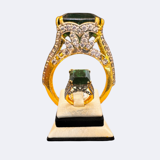 Emerald Majesty Ring-RDJWR16