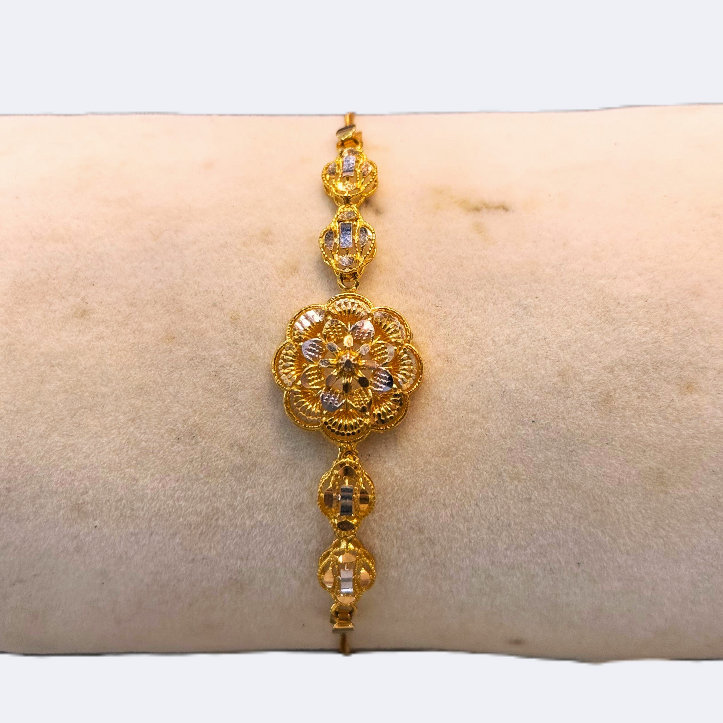 Classic Gold Link Bracelet-RDJB03